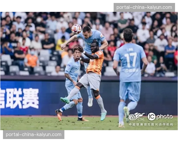 【2026年4月中超联赛·人物·动态官方:河南队后卫李松益训练中受伤,经诊断为韧带扭伤将缺阵四周 【2026年4月中超联赛·人物·动态官方:河南队后卫李松益训练中受伤,经诊断为韧带扭伤将缺阵四周